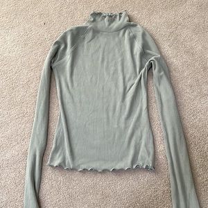 Green mock neck long sleeve!
